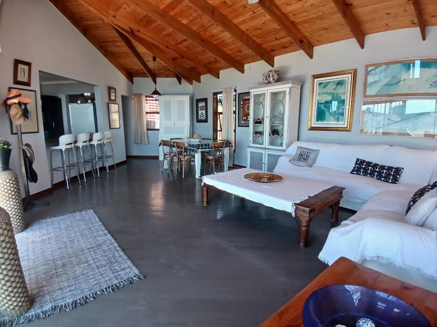 5 Bedroom Property for Sale in De Bakke Western Cape